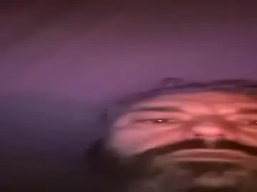 Chaturbate Free Porn Cam of hungitalian40