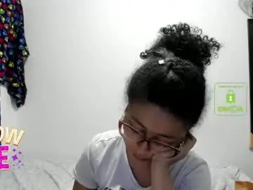 Chaturbate Adult Video Chat of candy_val
