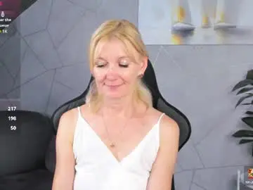 Chaturbate Best live sex cam show of julie_lucasss
