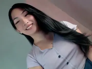 Chaturbate Watch Live Sex Cams of pillow_whispers