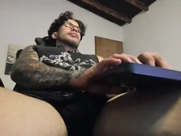 Chaturbate Nude Webcam of sebastianortizm