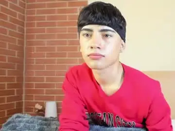 Chaturbate Best live sex cam show of thiago_dv
