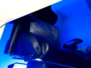 Chaturbate Sex Cam of woondeer17