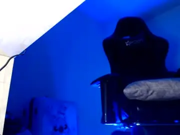 Chaturbate Live Sex Cam of woondeer17