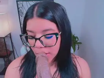 Chaturbate Free Porn Cam of ashleyy18__