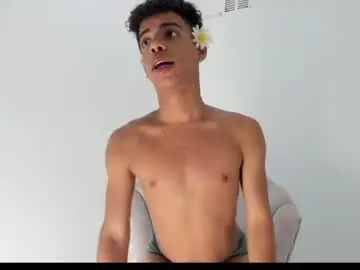 Chaturbate Sex Chat of alexx_cum18