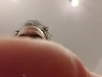 Chaturbate Live Sex Cam of luluberlu042
