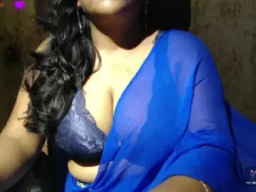 Dscgirls Live Sex Cam of itsMiraDesire