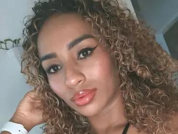 Imlive Watch Live Sex Cams of ShairaBrown