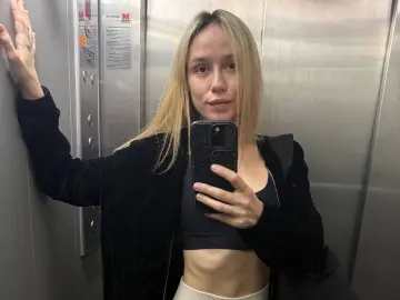 Imlive Live Sex Cam of SexySecretGirl