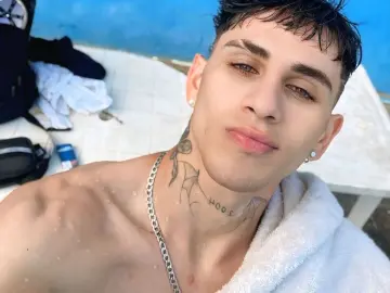 Imlive Nude Webcam of DanntheStiff741