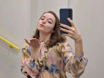 Imlive Private Sex Chat of Melonika
