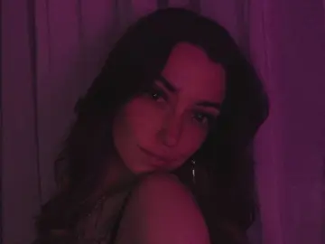 Imlive Free Porn Cam of Sweet_But_Nasty