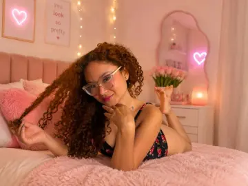 Imlive Best live sex cam show of LunaBlush