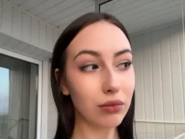 Livejasmin Sex Chat of EllyMcdaniel