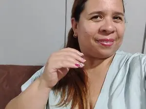 Myfreecams Sex Cam of LatinaBigAss4