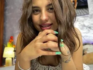 Myfreecams Live Sex Cam of Elyaana