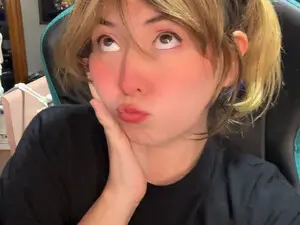 Myfreecams Live Sex Cam of Kristen_latin