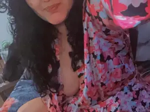 Myfreecams Watch Live Sex Cams of Betty8