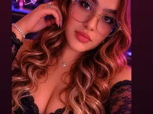 Myfreecams Adult Video Chat of MechelleLyon