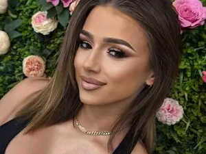 Myfreecams Nude Webcam of AishaSins