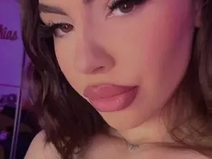Myfreecams Adult Video Chat of YssaDiamonnd
