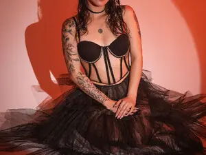 Myfreecams Watch Live Sex Cams of Allison_black