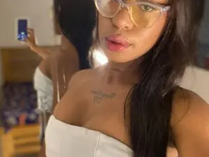 Myfreecams Free Live Porn of Miamidnight1