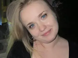 Myfreecams Nude Webcam of SquirttBlondy