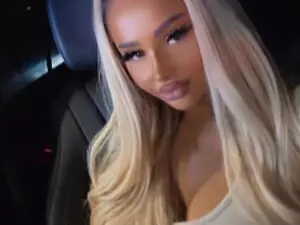 Myfreecams Free Live Porn of MelanieLexxx