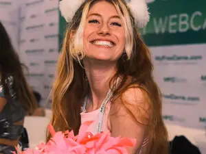 Myfreecams Private Sex Chat of SweetMango
