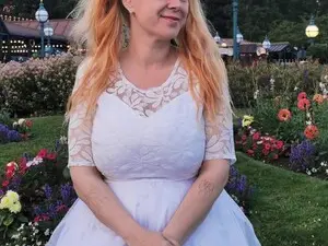 Myfreecams Sex Cam of karolynesyera