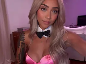 Myfreecams Nude Webcam of rosiewestttt