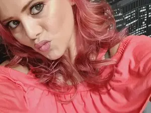 Myfreecams Free Live Porn of CherryLuv36