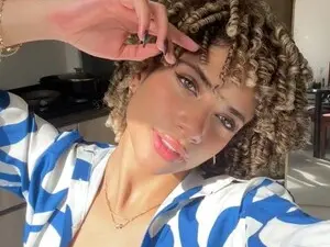 Myfreecams Adult Video Chat of Naomidawson