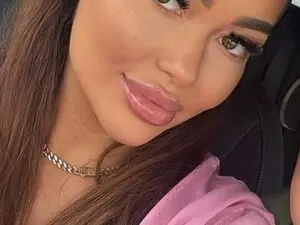 Myfreecams Adult Video Chat of Selenna_Sky