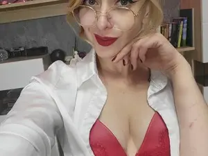 Myfreecams Live Sex Cam of YourVenus00