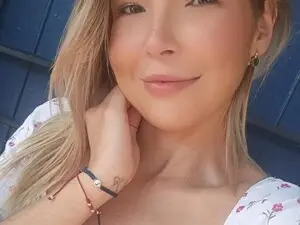 Myfreecams Live Sex of CarolineQueen