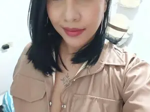 Myfreecams Live Sex of QueenSquirt19
