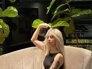Myfreecams Free Live Porn of SaraThomson
