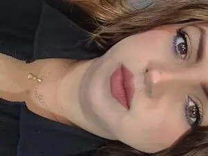 Myfreecams Adult Video Chat of AbigailSexy1