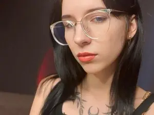 Myfreecams Private Sex Chat of KarolinaBlack