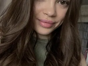 Myfreecams Sex Cam of Alisha_Norris