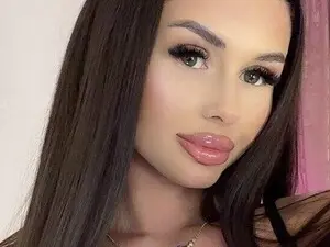 Myfreecams Free Porn Cam of EmilyHudsson