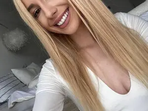 Myfreecams Best Webcam of BelleBlondy