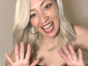 Myfreecams Live Sex of HotBlondeSlut