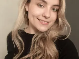 Myfreecams Nude Webcam of Shy_shy_lily