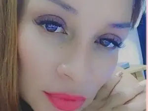 Myfreecams Live Sex Cam of Angie_Ross