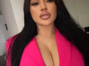 Myfreecams Watch Live Sex Cams of Julia____