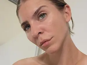 Myfreecams Watch Live Sex Cams of BELLA_
